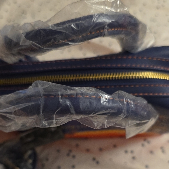 Loungefly Pixar COCO Crossbody Purse Day Of The Dead. NWT. Really Cute! Disney - Picture 10 of 11